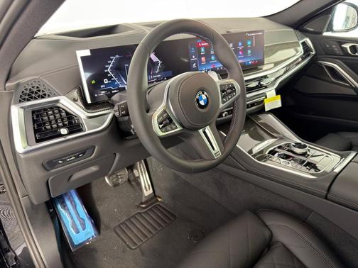 2026 BMW X6 M60i