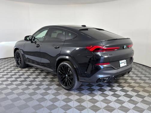 2026 BMW X6 M60i