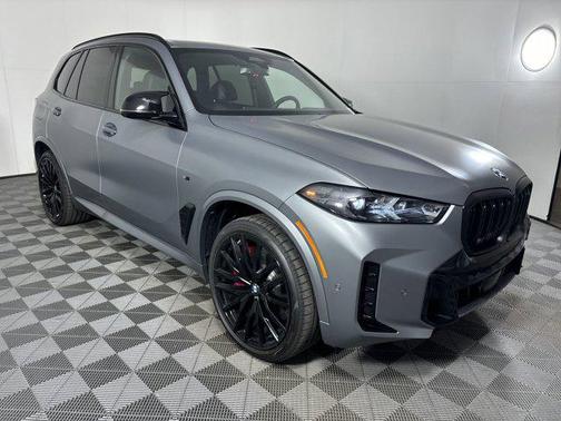 2026 BMW X5 M60i