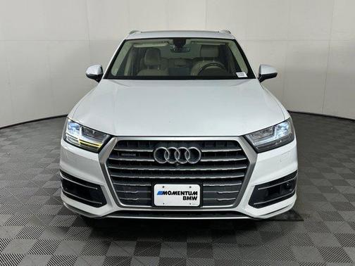 2019 Audi Q7 55 SE Premium Plus