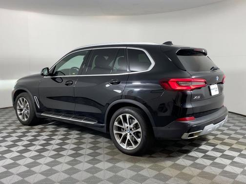 2023 BMW X5 sDrive40i