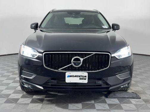 2021 Volvo XC60 T5 Momentum