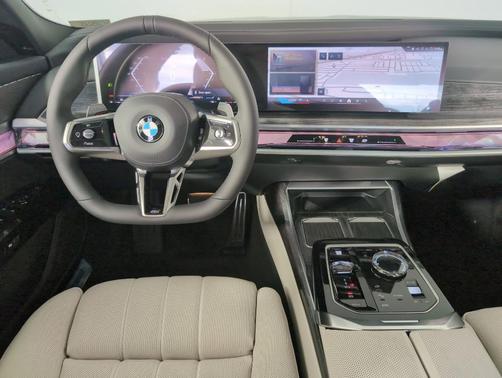 2025 BMW 760 760i xDrive