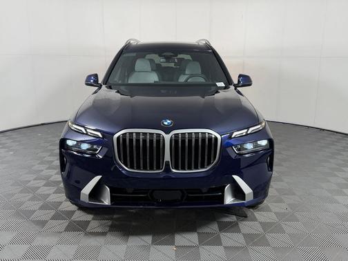 Manhattan Green Metallic 2026 BMW X5 PHEV xDrive50e