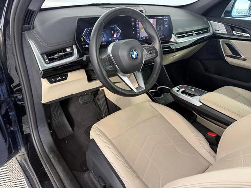 Jet Black 2024 BMW X1 xDrive28i