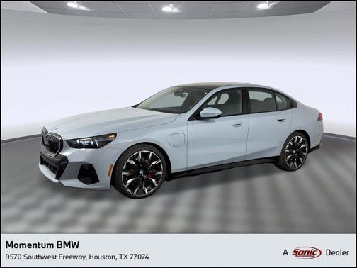 2026 BMW 550e xDrive