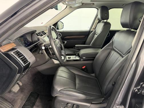 Corris Grey 2018 Land Rover Discovery HSE