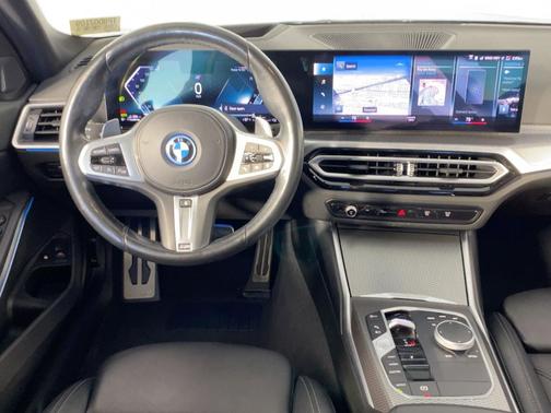 2023 BMW 330e 330e