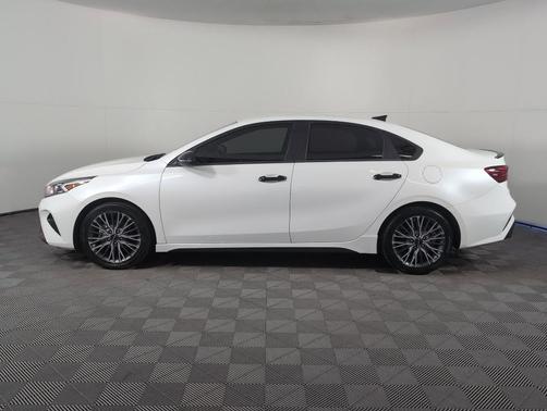 2022 Kia Forte GT-Line
