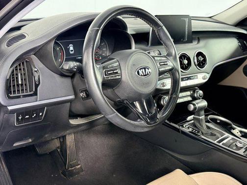 2019 Kia Stinger Premium Collection