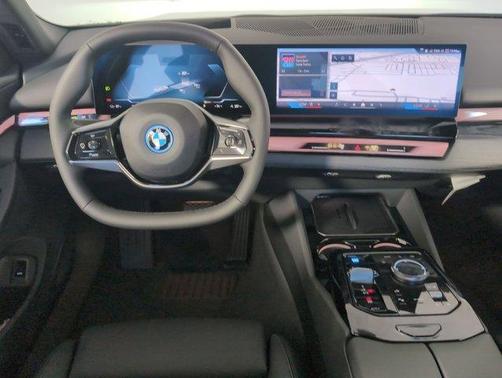 2026 BMW i5 eDrive40