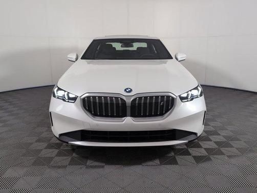 2026 BMW i5 eDrive40