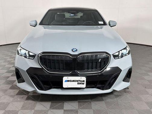 Gray Metallic 2025 BMW i5 eDrive40
