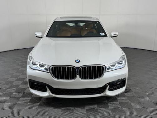 White 2018 BMW 750 i xDrive