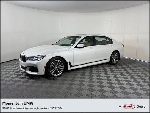 White 2018 BMW 750 i xDrive