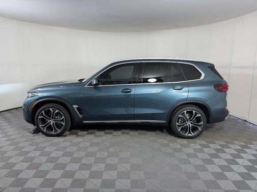 Blue Ridge Mountain Metallic 2026 BMW X5 xDrive40i