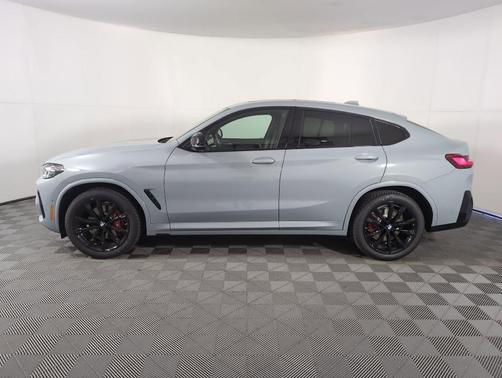 2025 BMW X4 M40i
