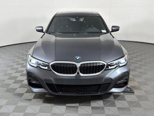 2021 BMW 330 i