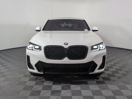 2025 BMW X4 xDrive30i