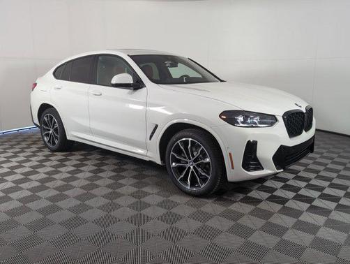 2025 BMW X4 xDrive30i