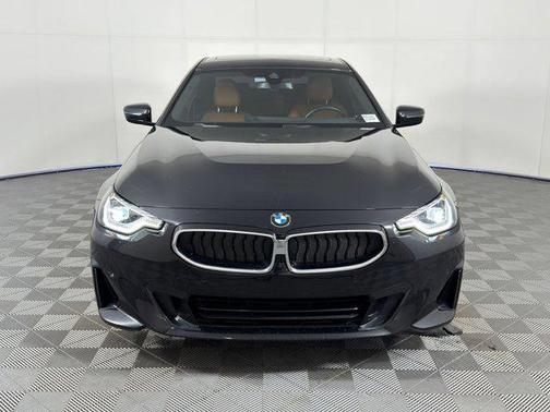 2023 BMW 230 i