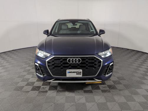 2022 Audi Q5 45 S line Prestige