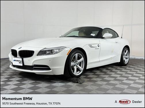 White 2014 BMW Z4 sDrive28i