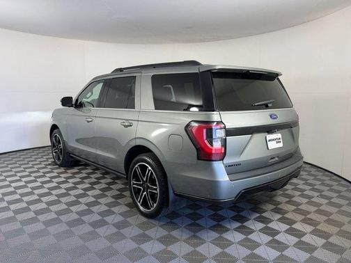 Green 2019 Ford Expedition Limited