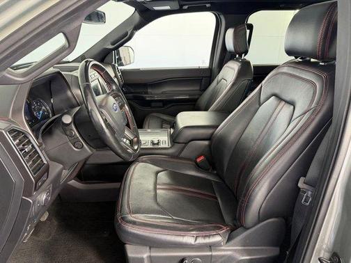 Green 2019 Ford Expedition Limited