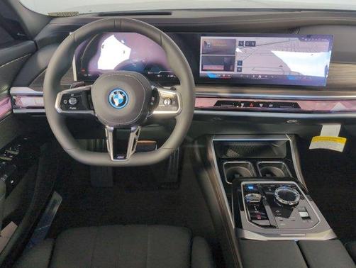 2025 BMW i7 xDrive60