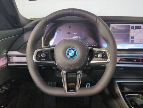 2025 BMW i7 xDrive60