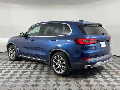 2023 BMW X5 sDrive40i