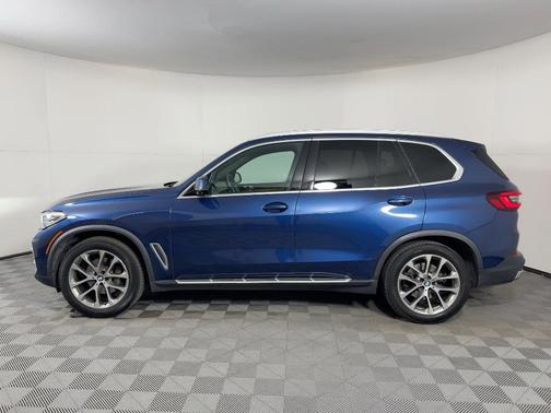2023 BMW X5 sDrive40i