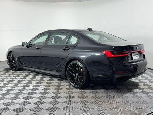 2021 BMW 750 i xDrive