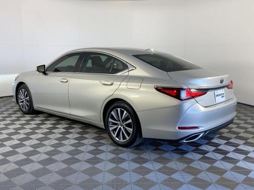 2019 Lexus ES 350 