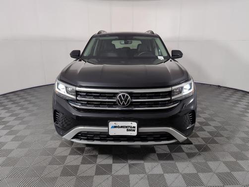 2023 Volkswagen Atlas 3.6L SE w/Technology
