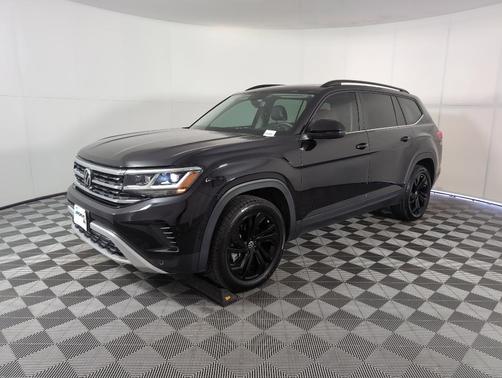 2023 Volkswagen Atlas 3.6L SE w/Technology