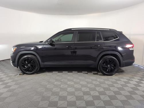 2023 Volkswagen Atlas 3.6L SE w/Technology