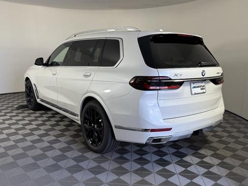 2026 BMW X7 xDrive40i