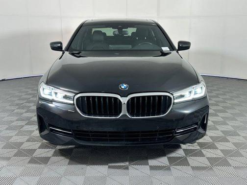 2023 BMW 530 i