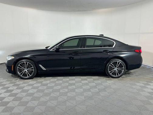 2023 BMW 530 i