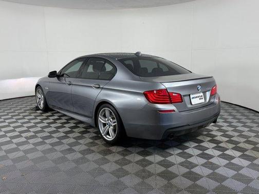 Gray 2016 BMW 535 i