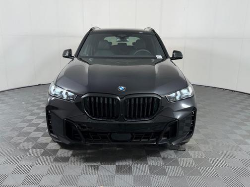 Black Sapphire Metallic 2026 BMW X5 sDrive40i