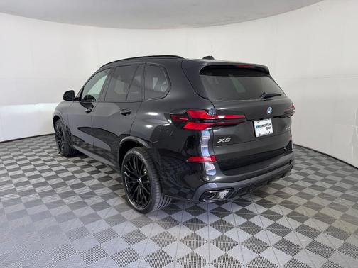 Black Sapphire Metallic 2026 BMW X5 sDrive40i