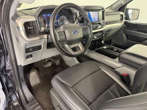 Black 2022 Ford F-150 XLT