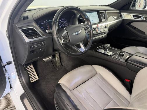 Casablanca White 2018 Genesis G80 3.3T Sport