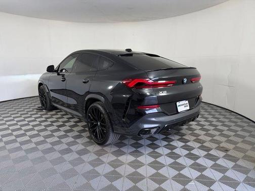Black Sapphire Metallic 2024 BMW X6 xDrive40i