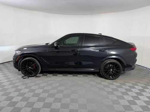 Black Sapphire Metallic 2024 BMW X6 xDrive40i
