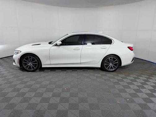 Alpine White 2021 BMW 330 i