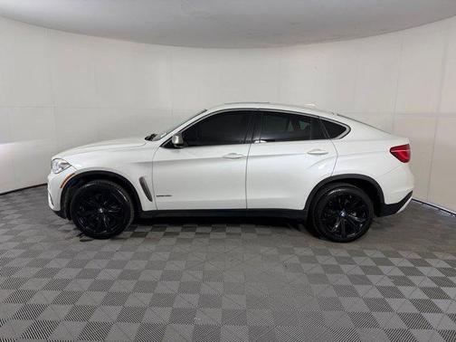White 2017 BMW X6 sDrive35i